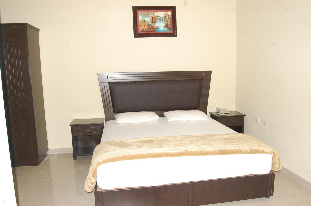 Al Amwaj Hotel Charjah Extérieur photo