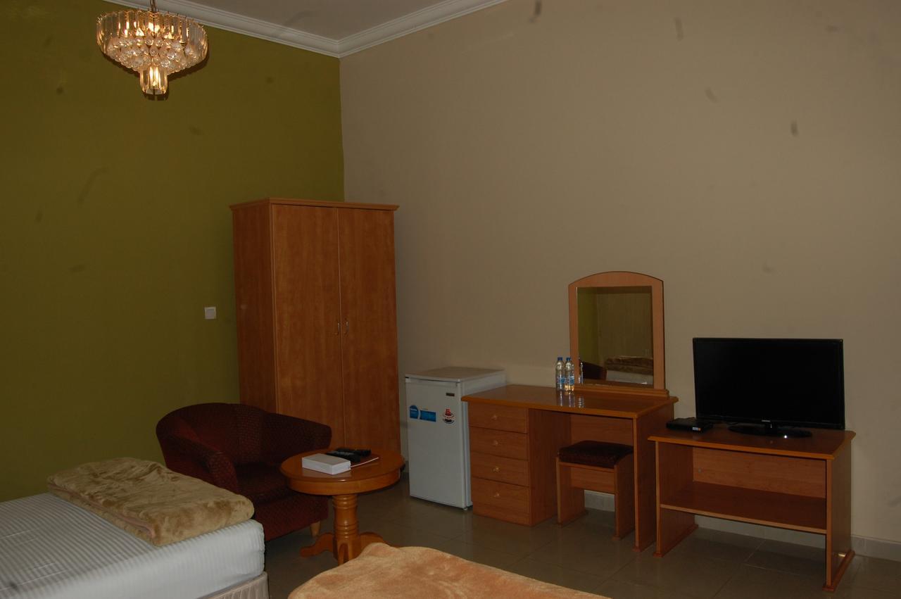 Al Amwaj Hotel Charjah Extérieur photo